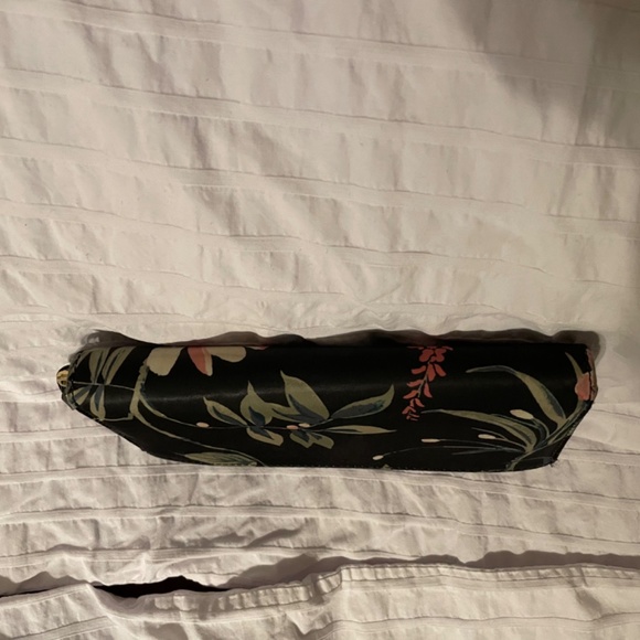 Kate Spade Black Floral Continental Wallet - Picture 3 of 5